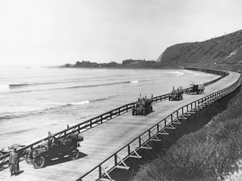 The wooden Rincon Parkway, Ventura, California, circa 1910s&nbsp;—